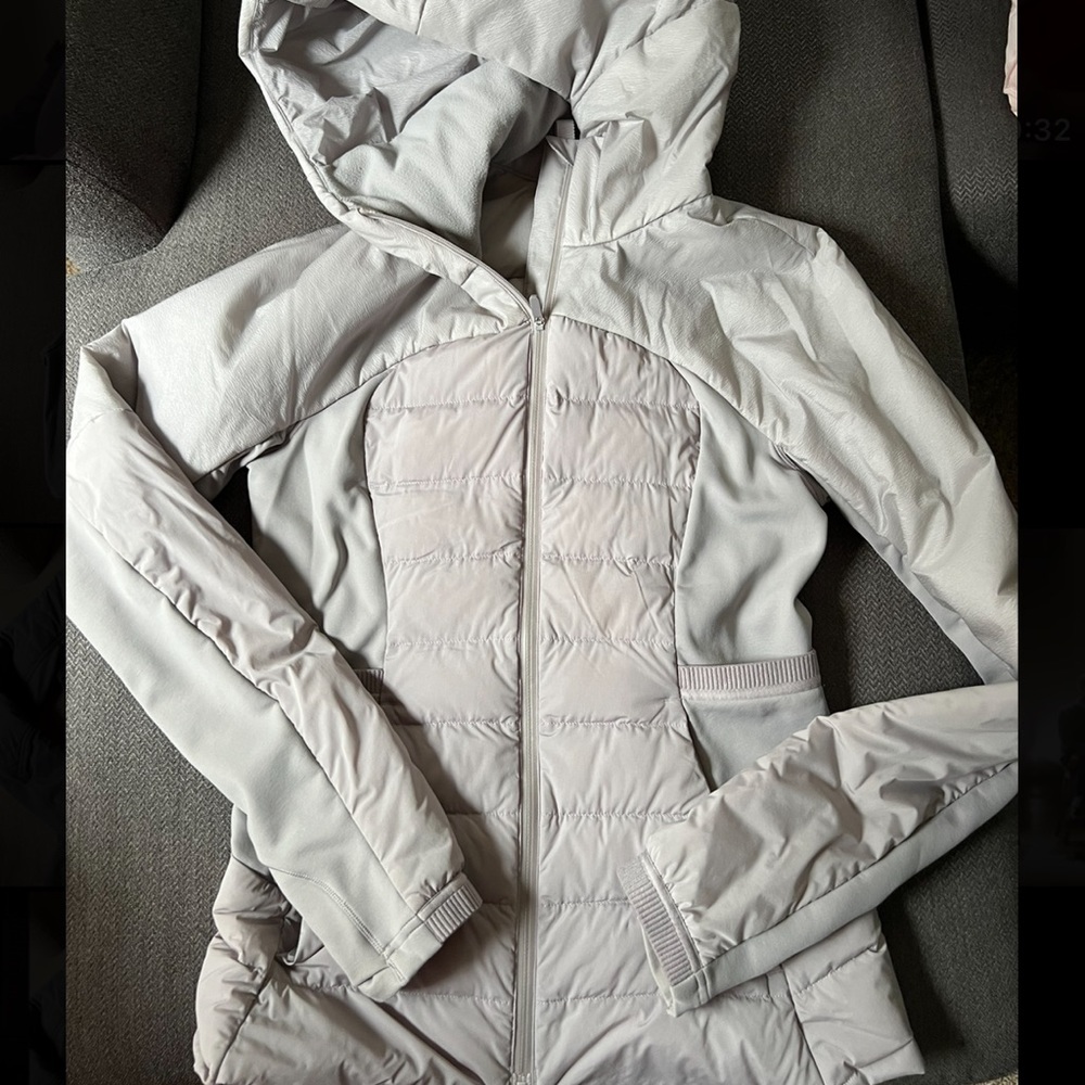 Lululemon Women’s Zip Up Hood Jacket Size 6